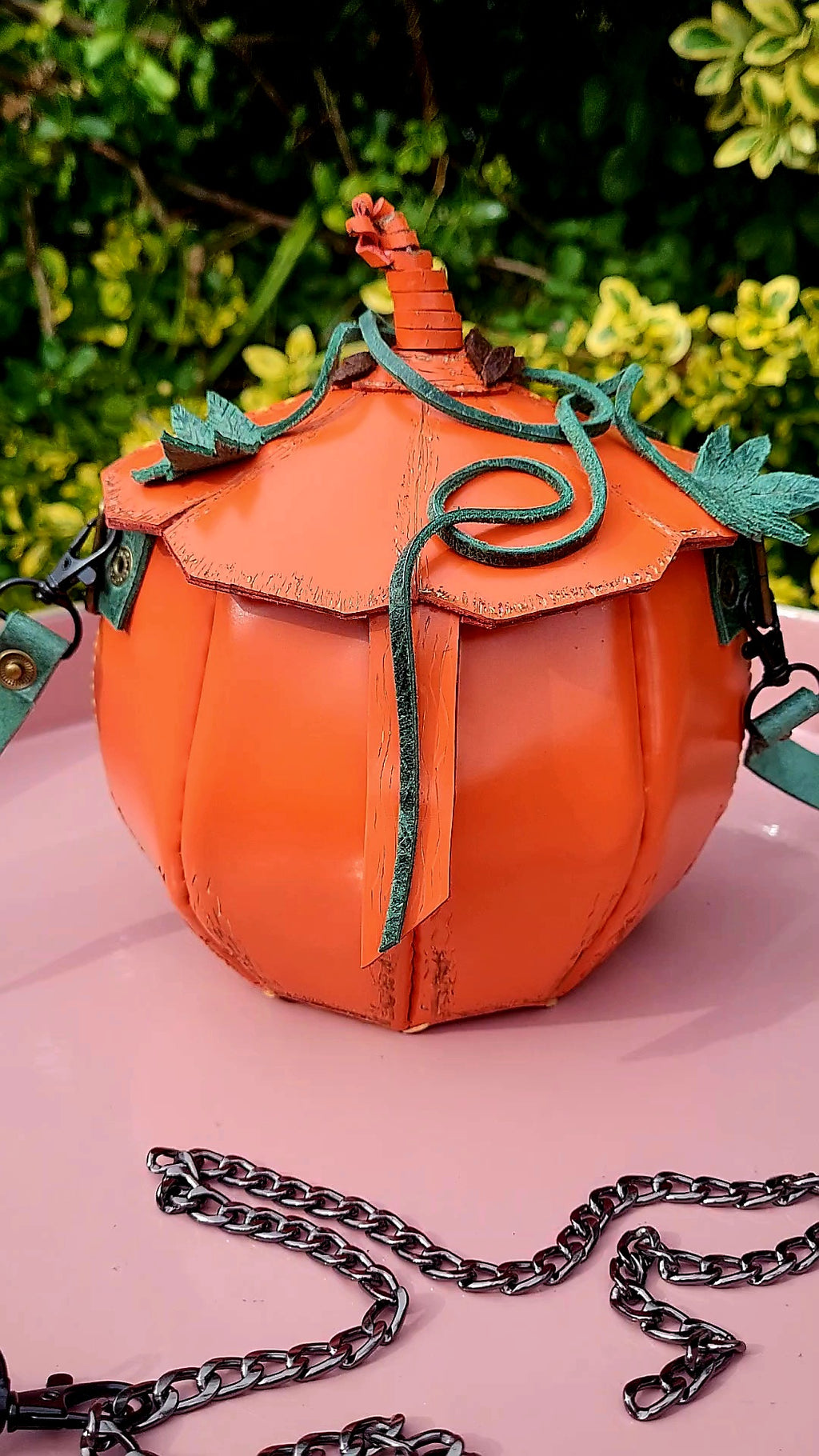Hallowvine