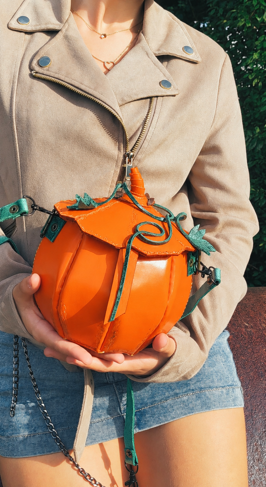 Hallowvine